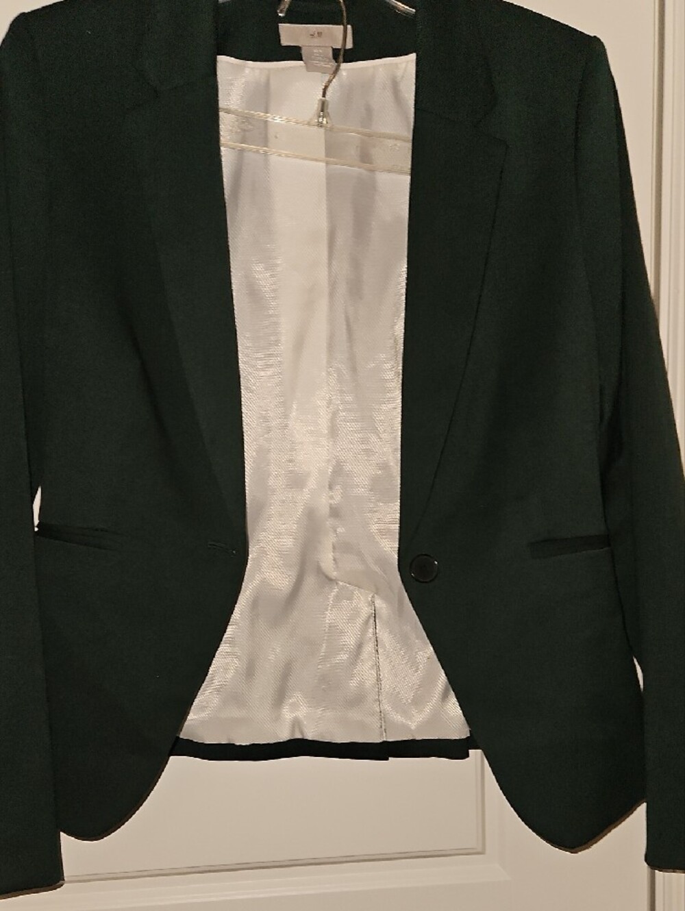 Ladies Olive Green Two-Piece Suit — Classic Single-Button Blazer & Trousers - Picture 4 of 11
